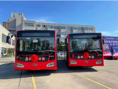 Carbon Fiber New Energy Bus Unveiled In Jiaxing City